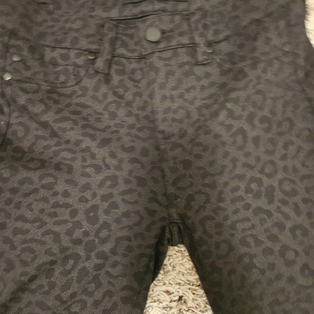 Liverpool Black Leopard Skinny Jeggings - Picture 7 of 12